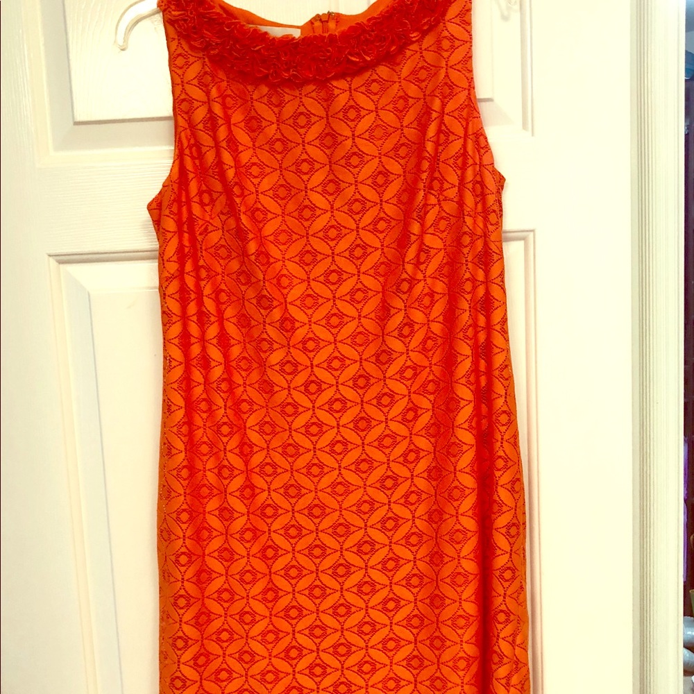 Dress. M